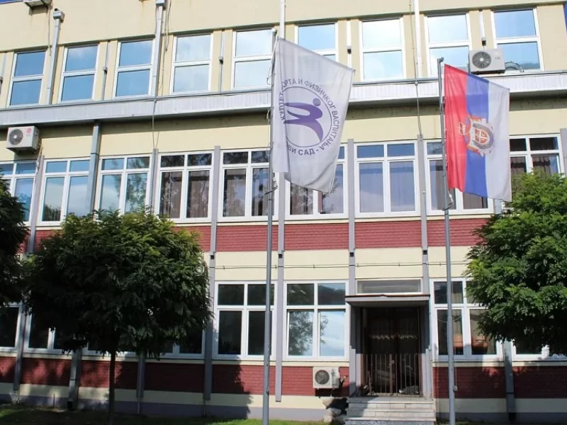 Fakultet_sporta_i_fizickog_vaspitanja_Univerziteta_u_Novom_Sadu_02-e1733937019150-1000x560 (1)